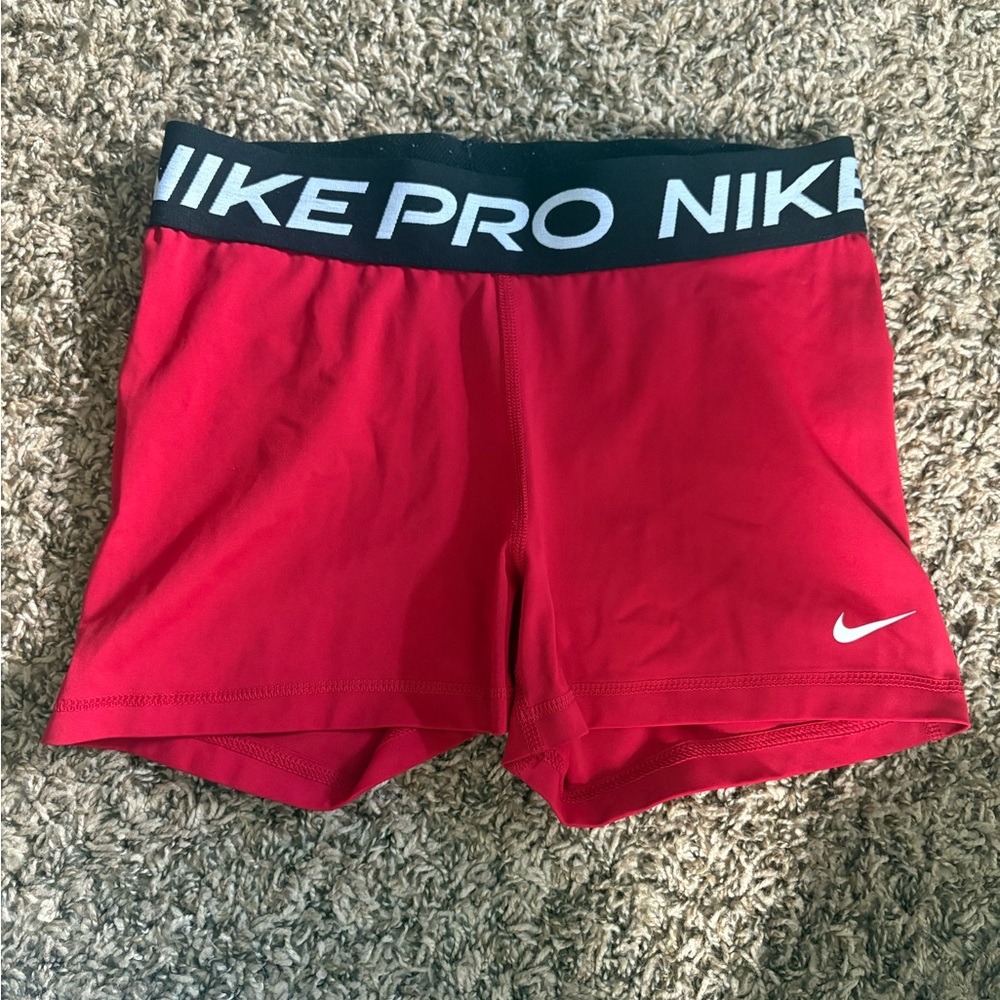 Red Nike pros